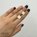 گوشواره ونکلیف سفید